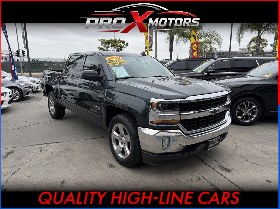 2018 Chevrolet Silverado 1500 LT Crew Cab Short Box's photo