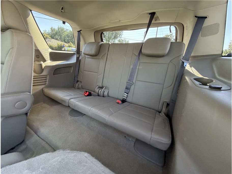 2017 Chevrolet Tahoe LT - Photo 23