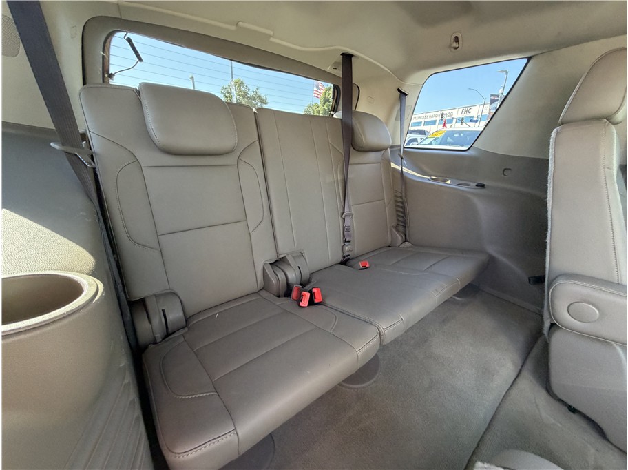 2017 Chevrolet Tahoe LT - Photo 29