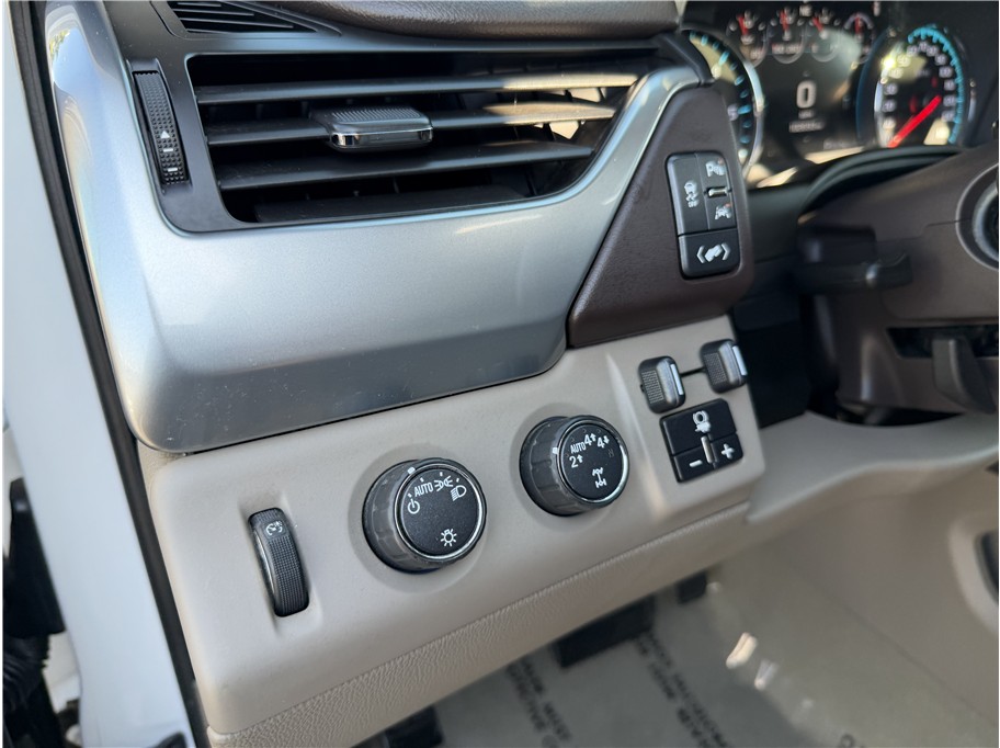 2017 Chevrolet Tahoe LT - Photo 35