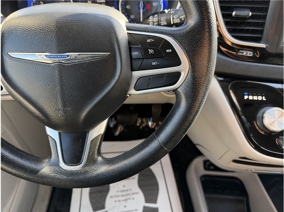 2021 Chrysler Voyager LXI - Photo 37