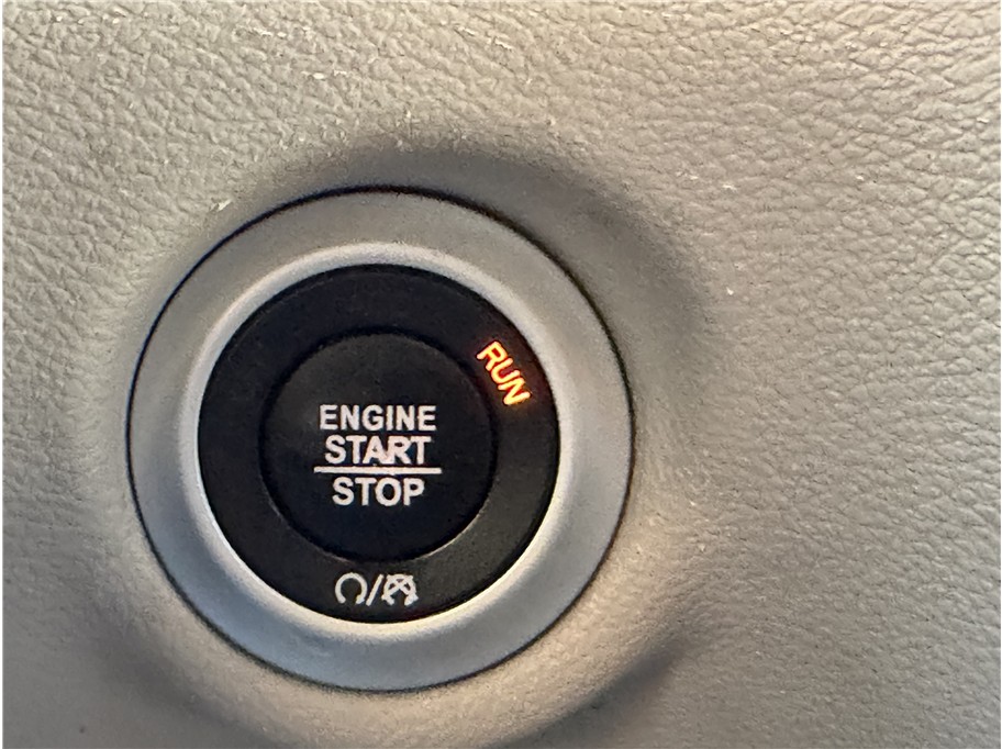 2021 Chrysler Voyager LXI - Photo 40