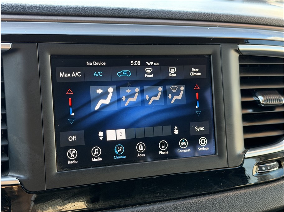 2021 Chrysler Voyager LXI - Photo 43