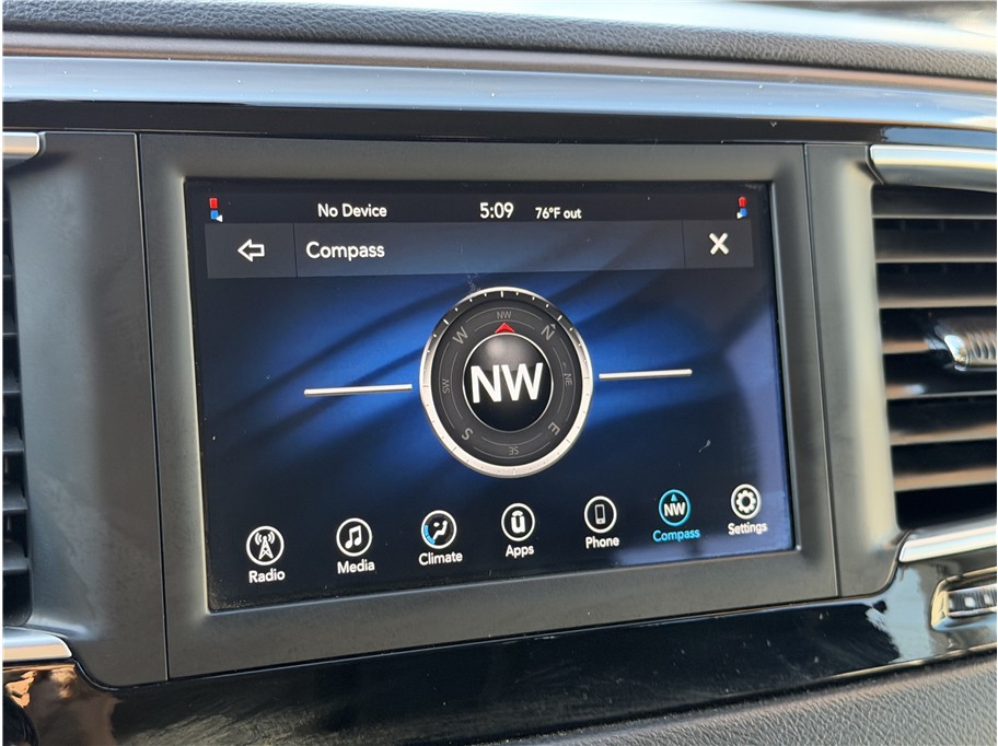 2021 Chrysler Voyager LXI - Photo 46