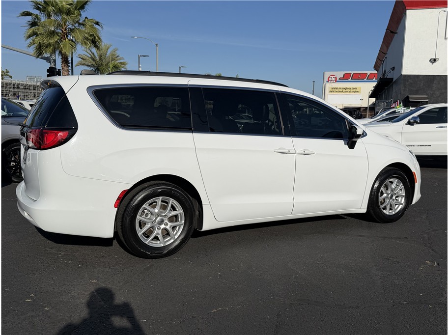 2021 Chrysler Voyager LXI - Photo 57