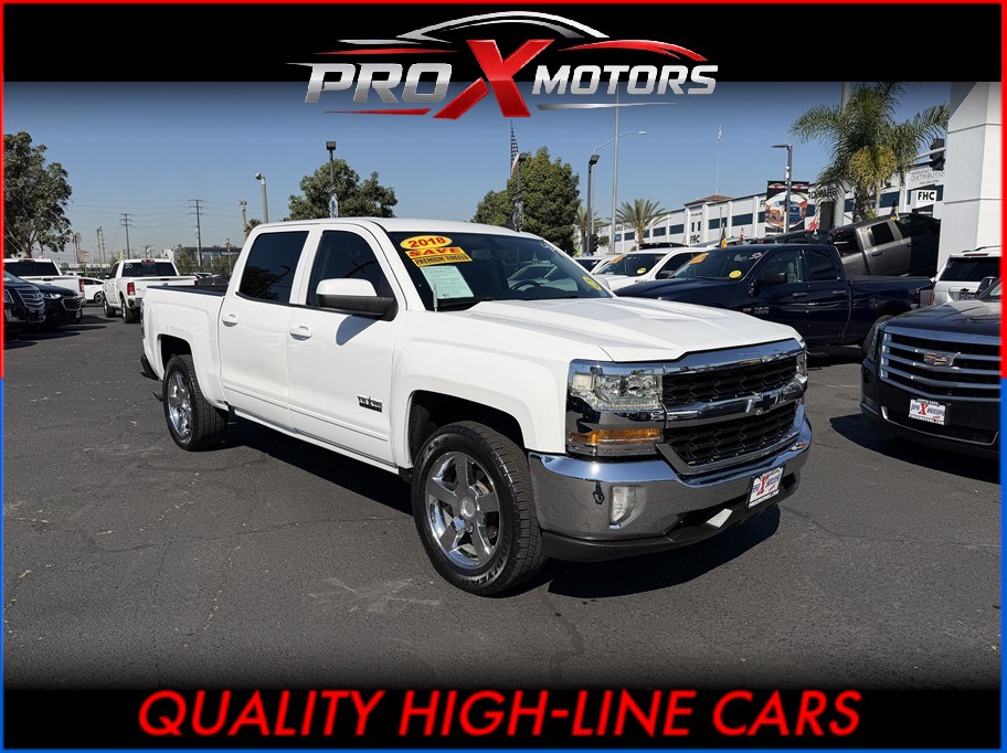 2018 Chevrolet Silverado 1500 LT Crew Cab Standard Box's photo