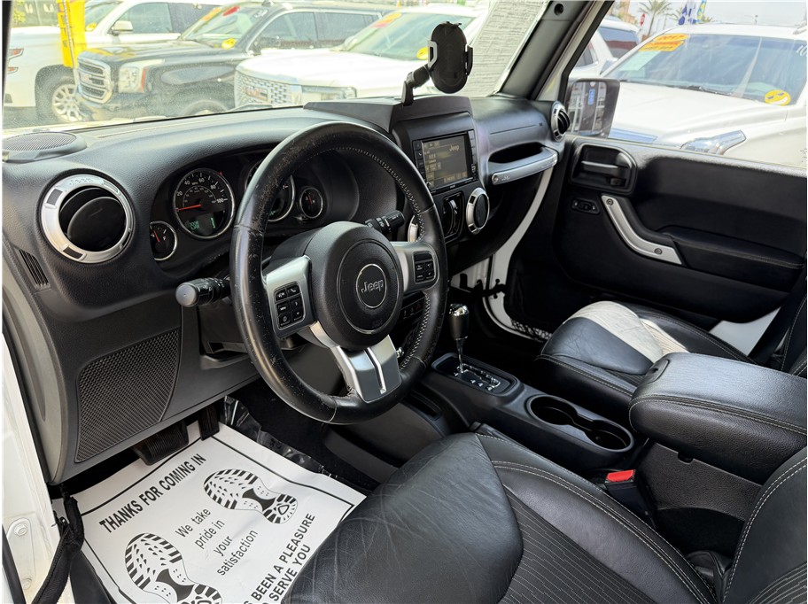 2015 Jeep Wrangler Unlimited Freedom Edition - Photo 17