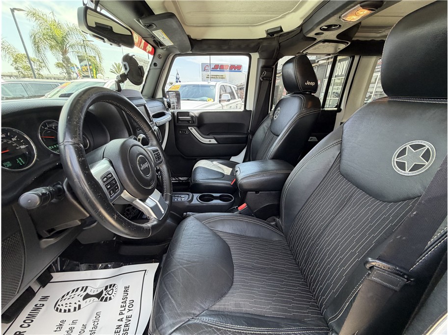 2015 Jeep Wrangler Unlimited Freedom Edition - Photo 18