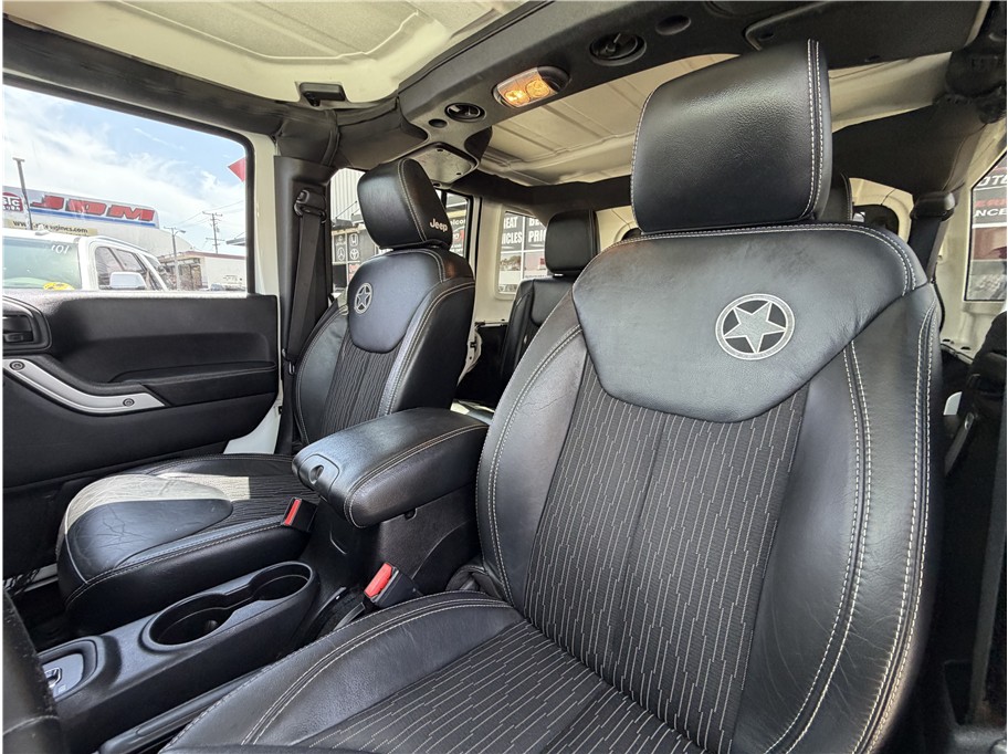 2015 Jeep Wrangler Unlimited Freedom Edition - Photo 19