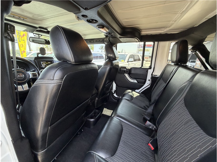 2015 Jeep Wrangler Unlimited Freedom Edition - Photo 21