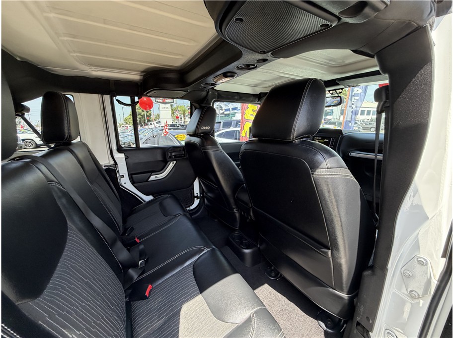 2015 Jeep Wrangler Unlimited Freedom Edition - Photo 26