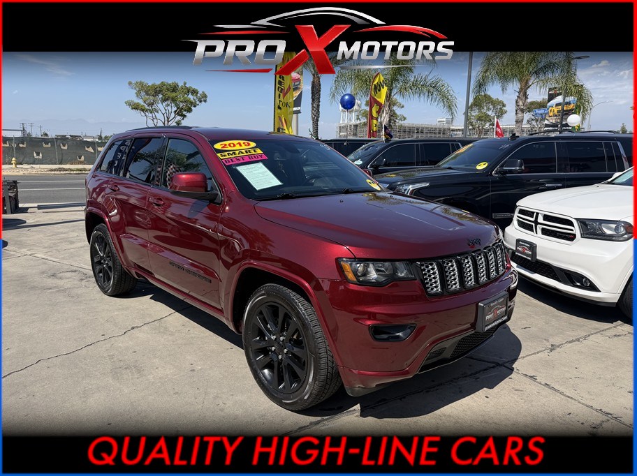 2019 Jeep Grand Cherokee Altitude's photo