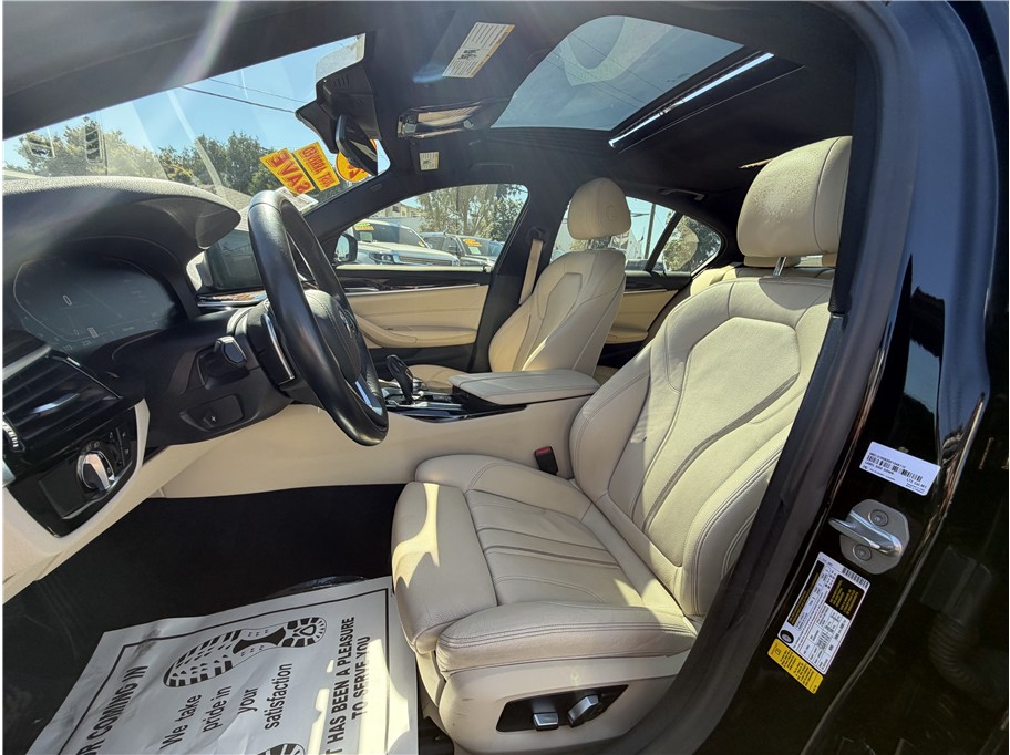 2020 BMW 5 Series 530i - Photo 18