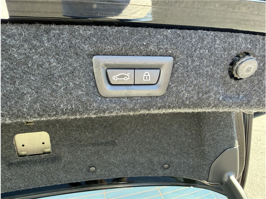 2020 BMW 5 Series 530i - Photo 22