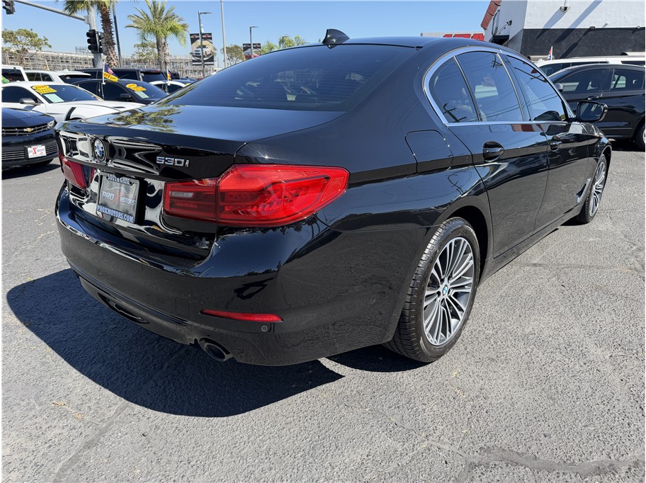 2020 BMW 5 Series 530i - Photo 7