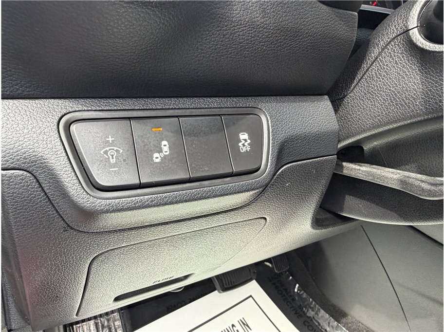 2024 Kia Forte LXS - Photo 32