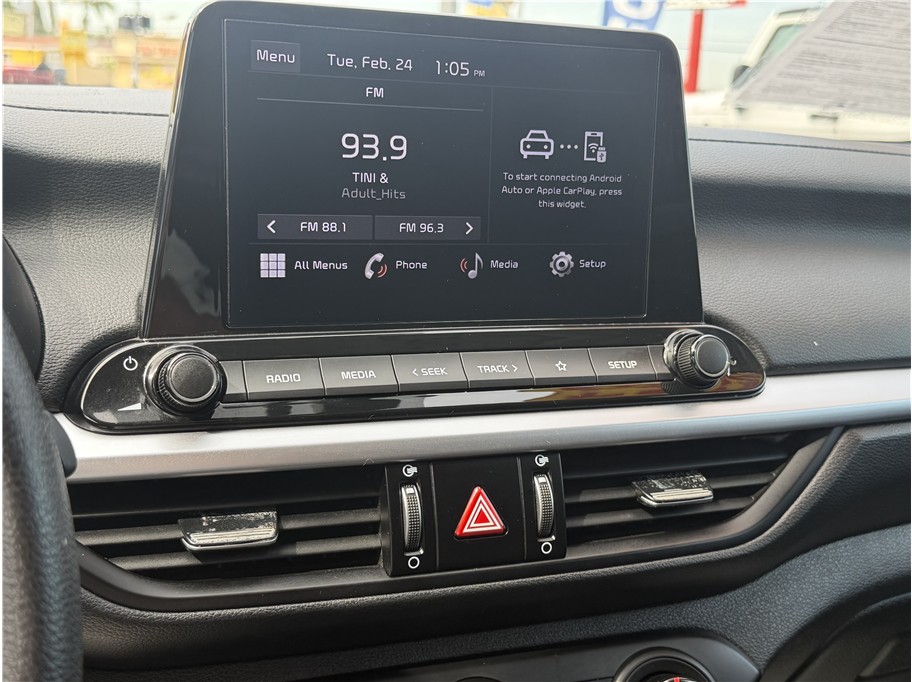 2024 Kia Forte LXS - Photo 36
