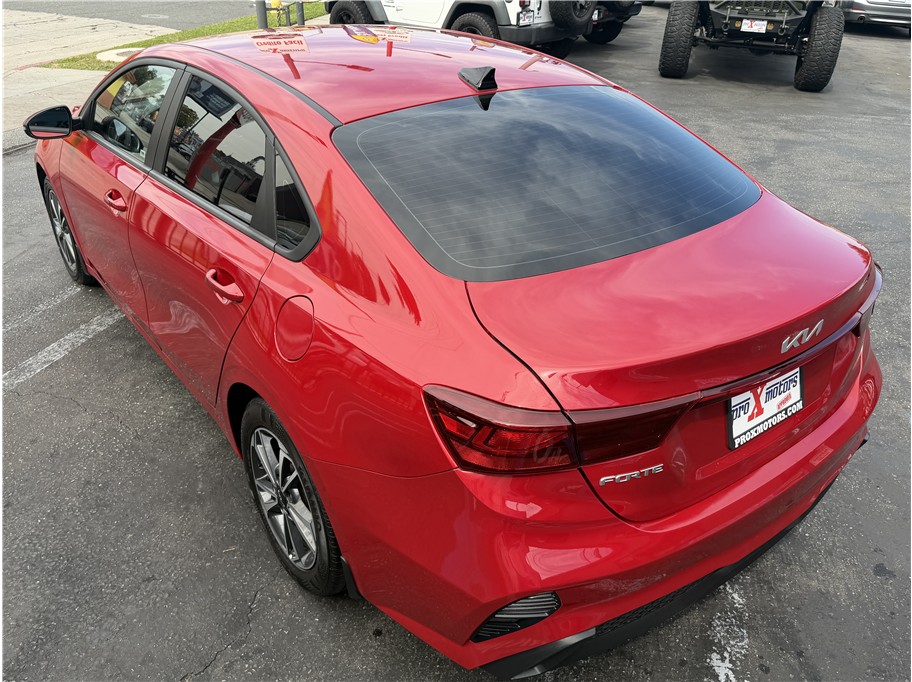 2024 Kia Forte LXS - Photo 42