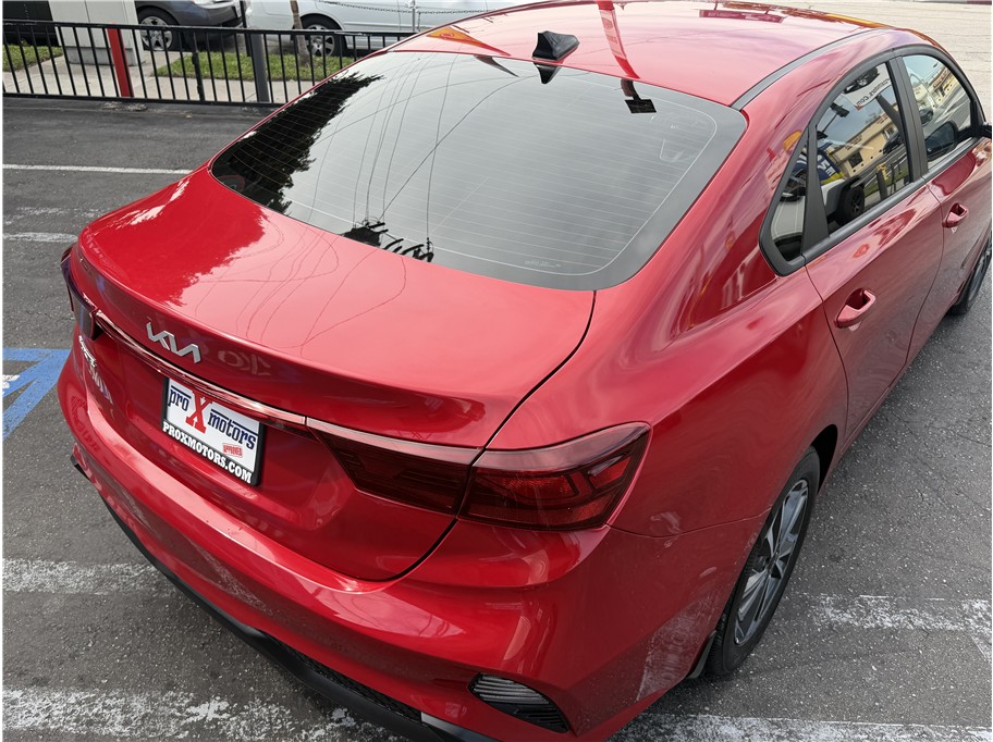 2024 Kia Forte LXS - Photo 43