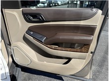 Vehicle Thumb #32