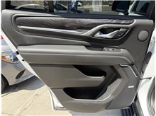 Vehicle Thumb #22