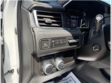 Vehicle Thumb #40