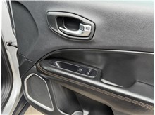 Vehicle Thumb #30
