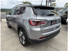 Vehicle Thumb #59