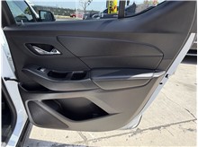 Vehicle Thumb #25