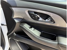 Vehicle Thumb #32