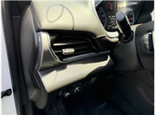 Vehicle Thumb #36
