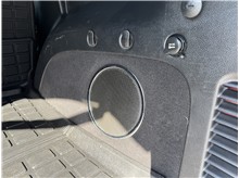 Vehicle Thumb #25