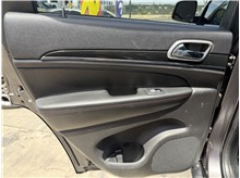 Vehicle Thumb #19