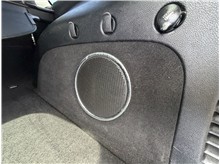 Vehicle Thumb #24
