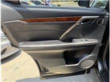 Vehicle Thumb #20