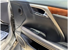 Vehicle Thumb #32