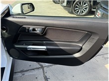 Vehicle Thumb #20