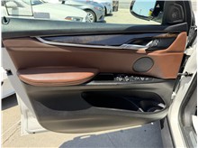 Vehicle Thumb #15