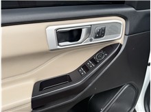 Vehicle Thumb #15