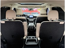 Vehicle Thumb #26