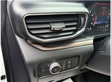Vehicle Thumb #40