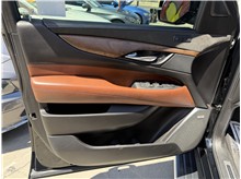 Vehicle Thumb #16
