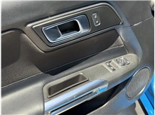 Vehicle Thumb #16
