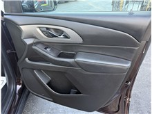 Vehicle Thumb #32