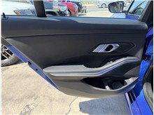 Vehicle Thumb #20