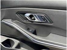 Vehicle Thumb #30