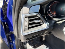 Vehicle Thumb #34