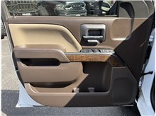 Vehicle Thumb #15