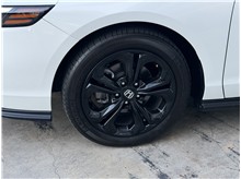 Vehicle Thumb #12