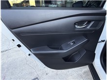 Vehicle Thumb #21